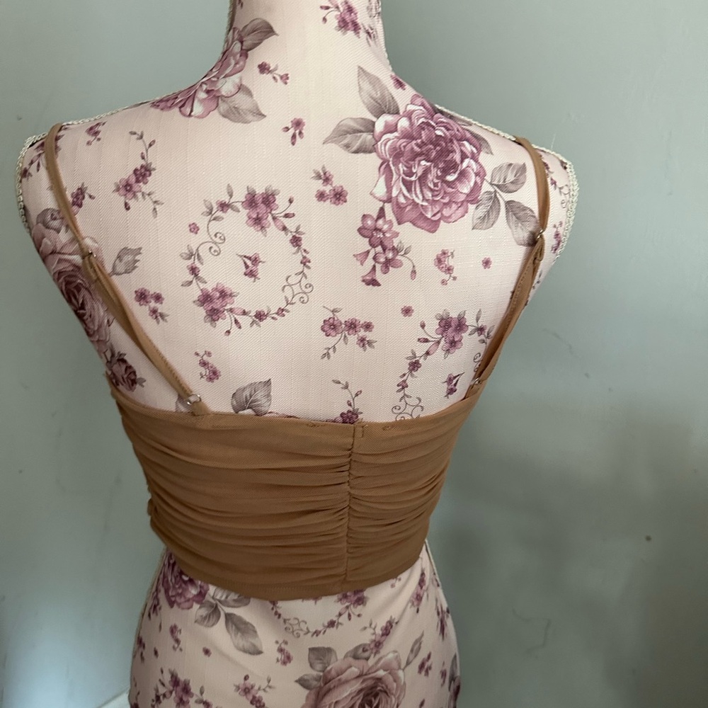 Lulu's Tan Ruched top - Picture 2 of 3